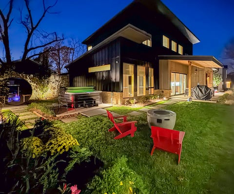 Bike House 1 Downtown Trailside Home Hot Tub Sauna