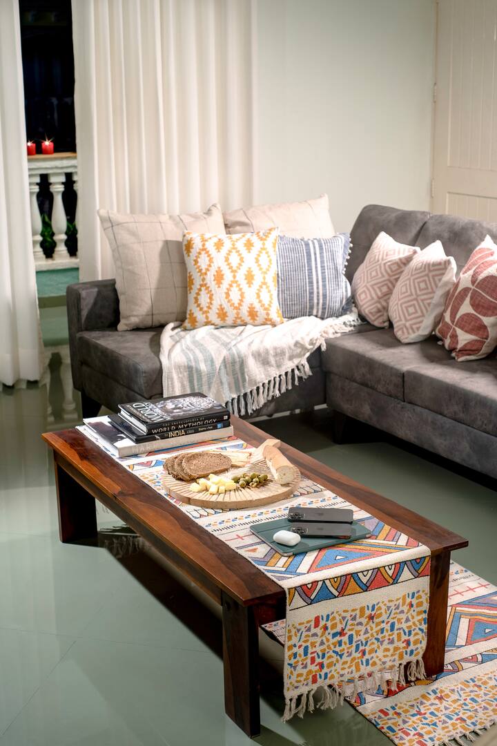 Living room 1 image 5