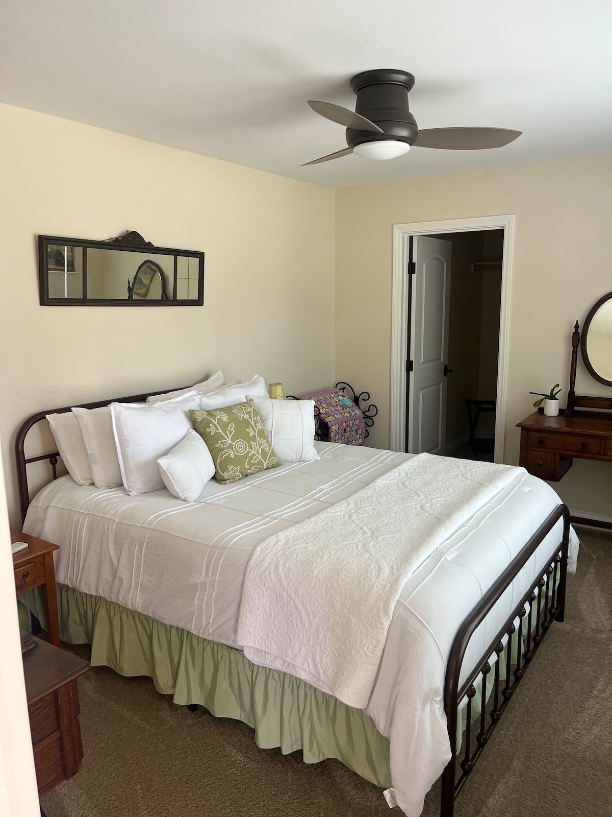 საძინებელი 2