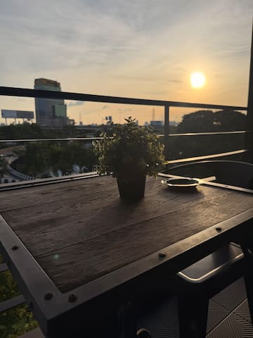 Rent V38 420 Friendly managed Airbnb listing 2