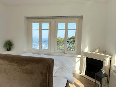 Apt 12 Penthouse, Panoramameerblick, Strandkorb