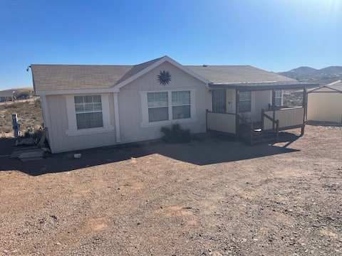 Rosa House-Minutes from downtown Tombstone