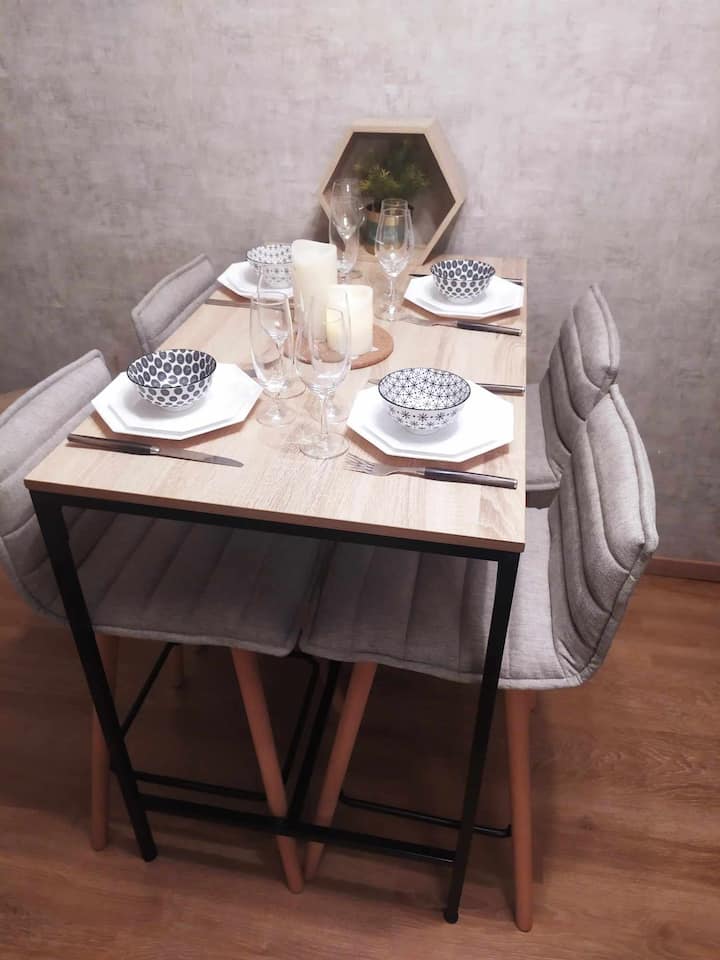 Suite Familiale Indépendante, Avec 2 Chambres. - Montreuil-Bellay