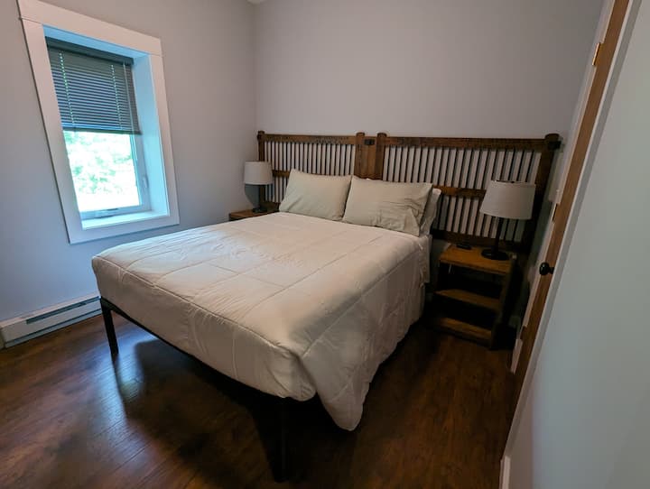 Camera da letto principale con letto matrimoniale