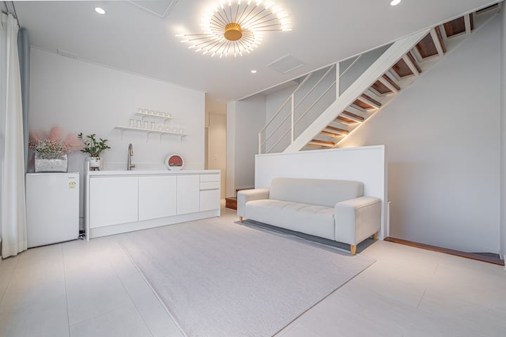 غرفة المعيشة