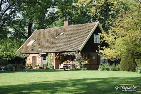 The Fazant is a detached house in nature.