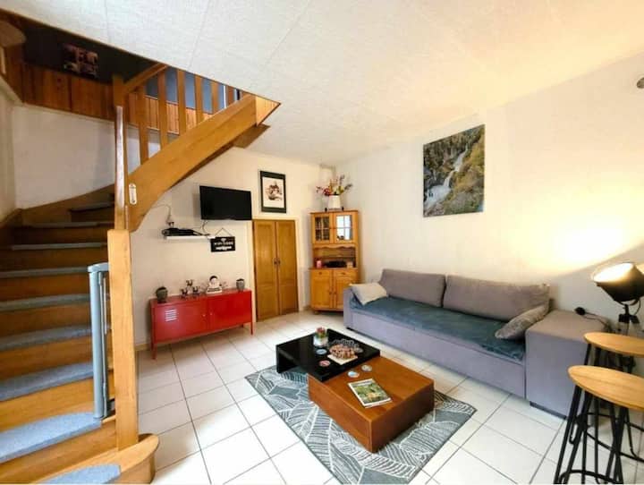 Gîte Dans Une Petite Maison Chaleureuse - Beaulieu-sur-Dordogne