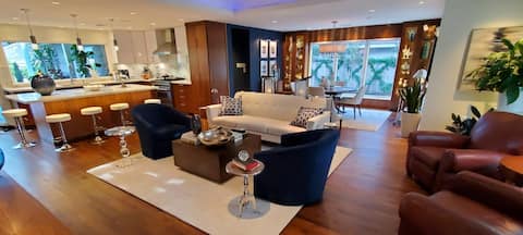Top Airbnb: Designer Home in Meyerland Area w/ Outdoor Spaces in Westbury