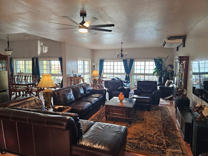 Free Airport Transport - Master Bedroom Suite - Guam