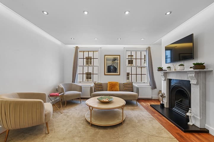 Prime Knightsbridge 3 Bedroom Townhouse gallery image 4