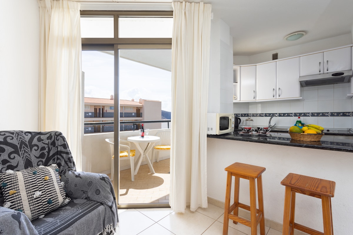 Popular Airbnb listing: Beautiful view in Arona