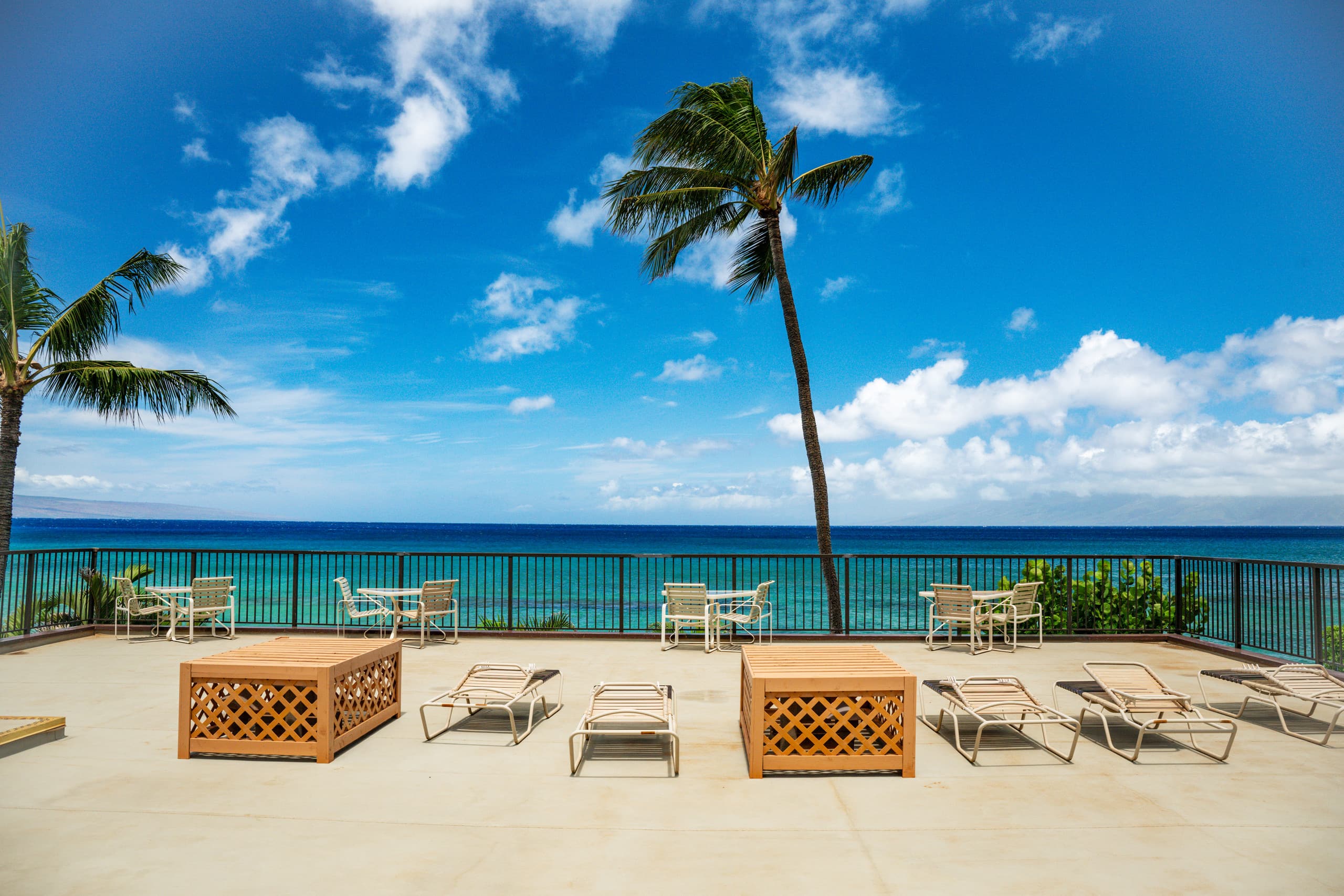 Condo in Lahaina · ★4.89 · 1 bedroom · 2 beds · 1 bath - Image 19