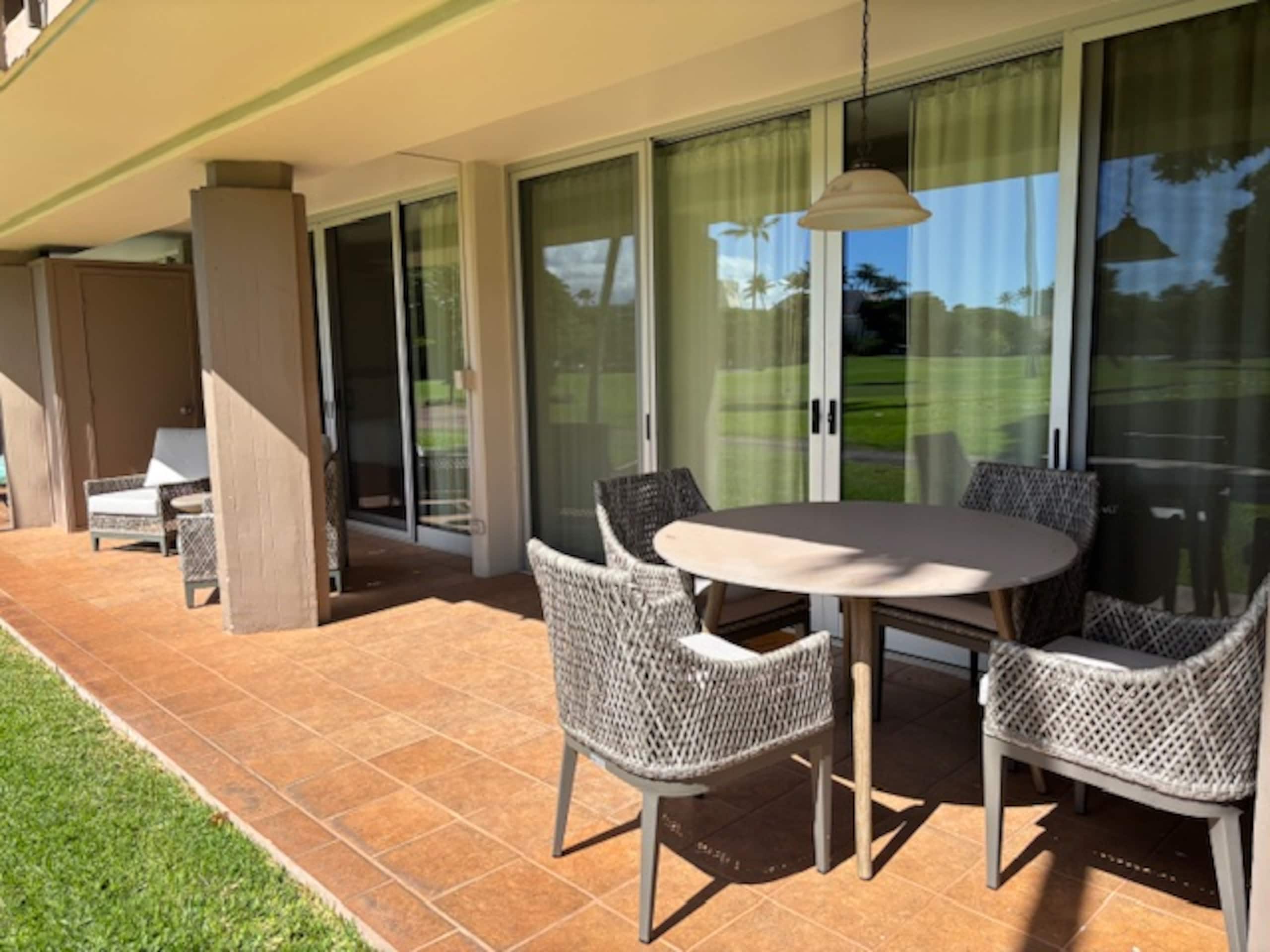 Condo in Lahaina · ★4.93 · 1 bedroom · 3 beds · 1 private bath - Image 21