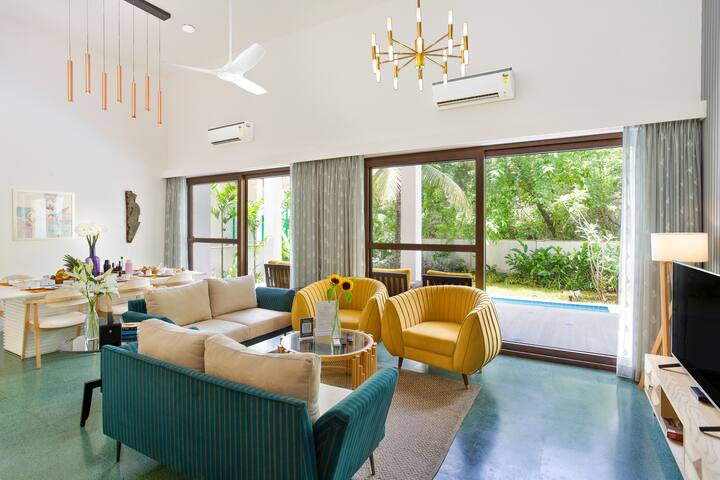 Living room image 2