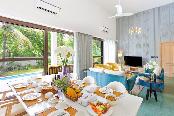Dining area image 3