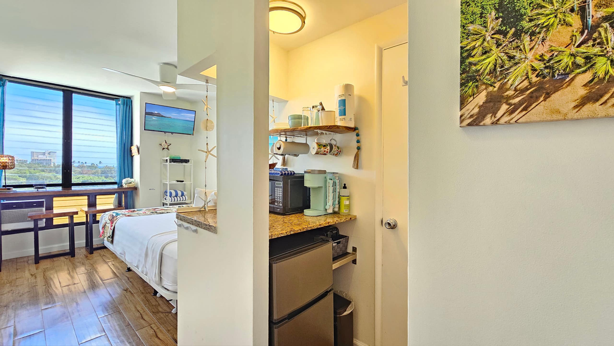WG 807 Quaint Ocean View Studio - Image 4
