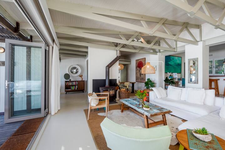 The Perfect Beach Bungalow gallery image 4