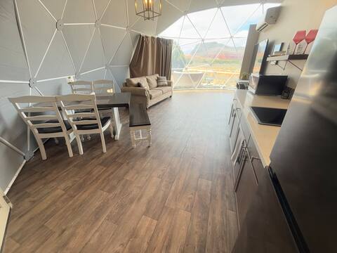 King Luxury Dome 6