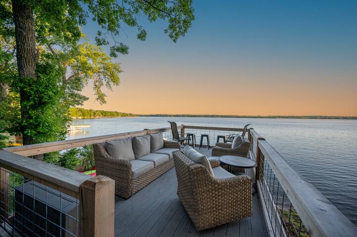 Clearwater Lake Family Retreat! -Pontoon Rental! gallery image 3