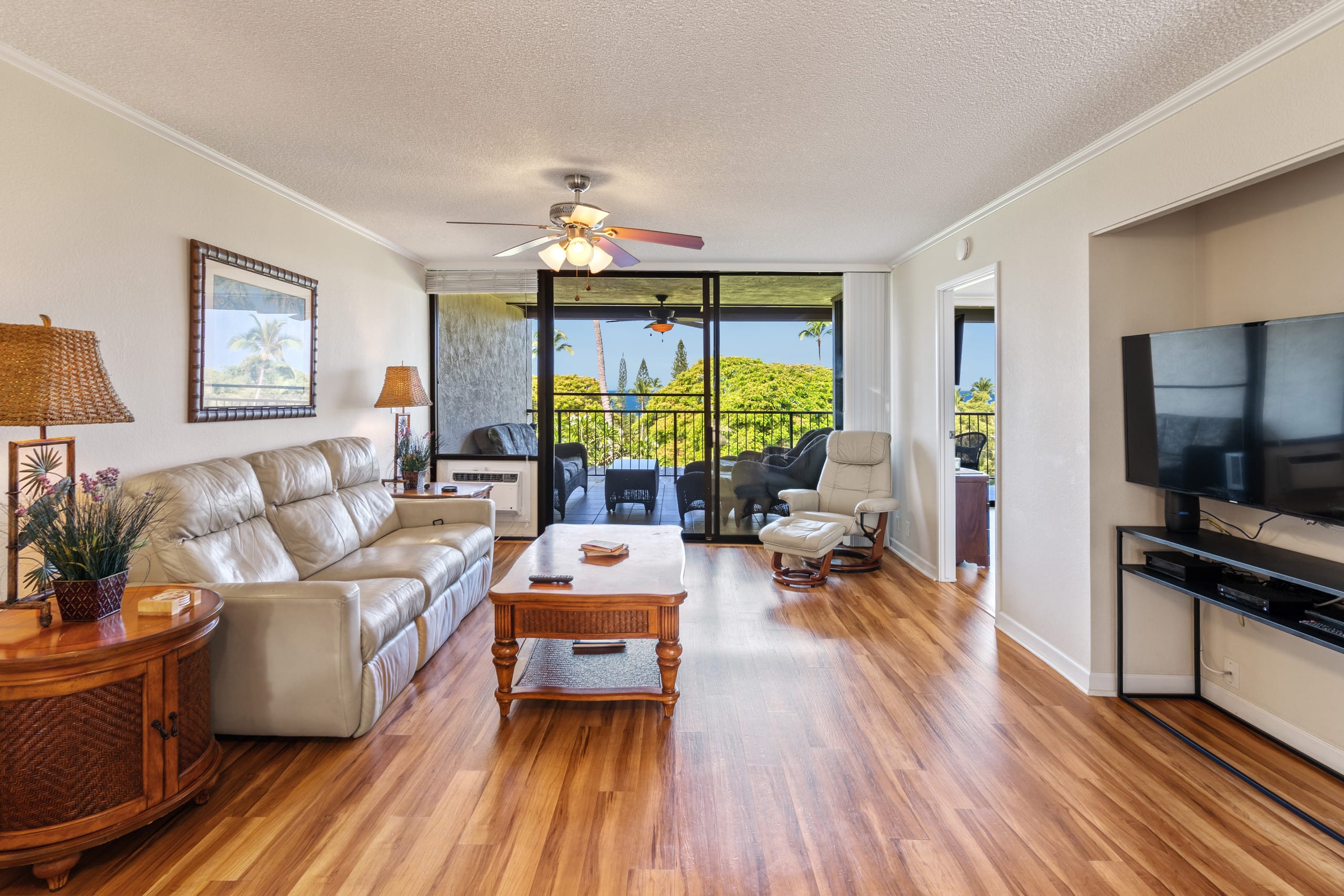 Condo in Kailua-Kona · ★5.0 · 2 bedrooms · 2 beds · 2 private baths - Image 4
