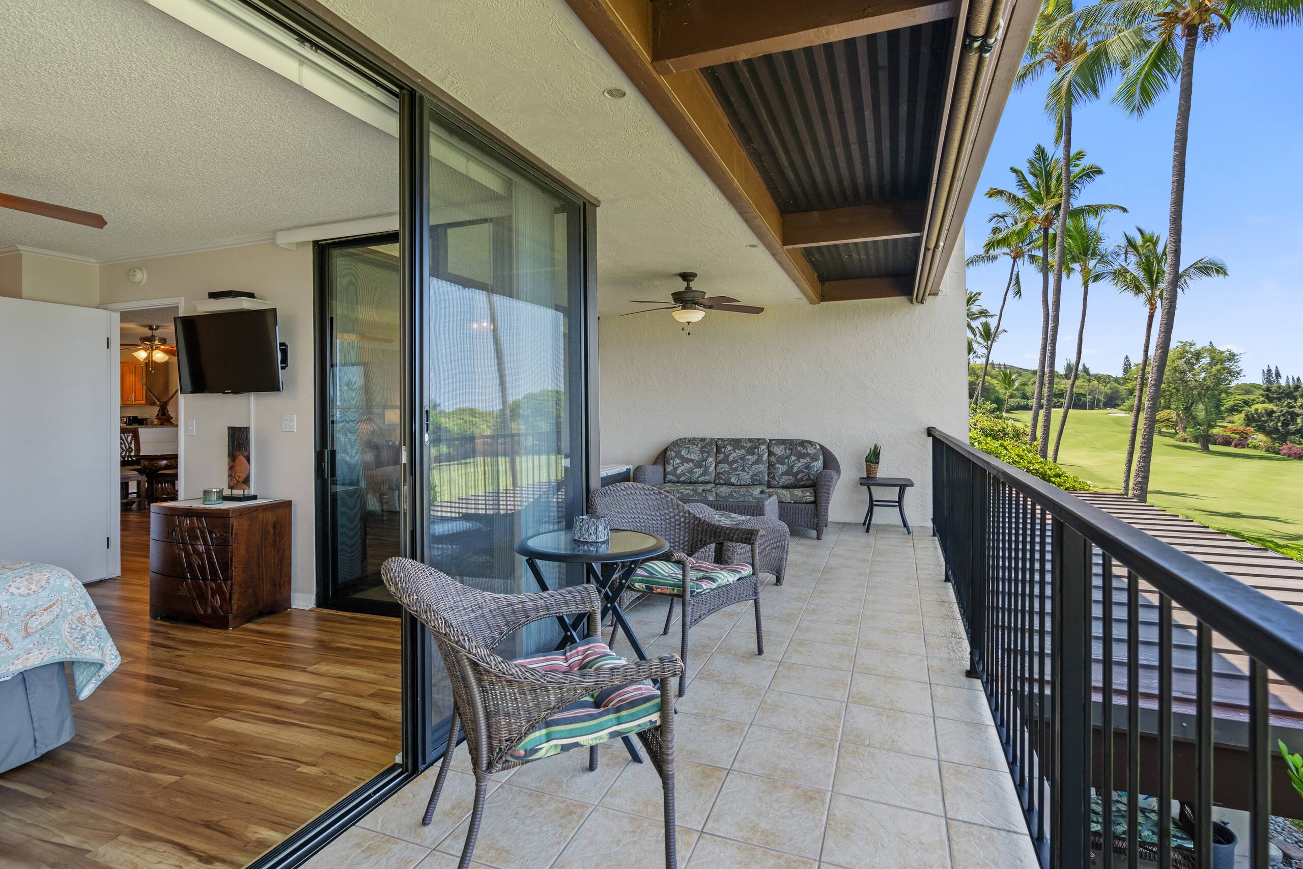 Condo in Kailua-Kona · ★5.0 · 2 bedrooms · 2 beds · 2 private baths - Image 37