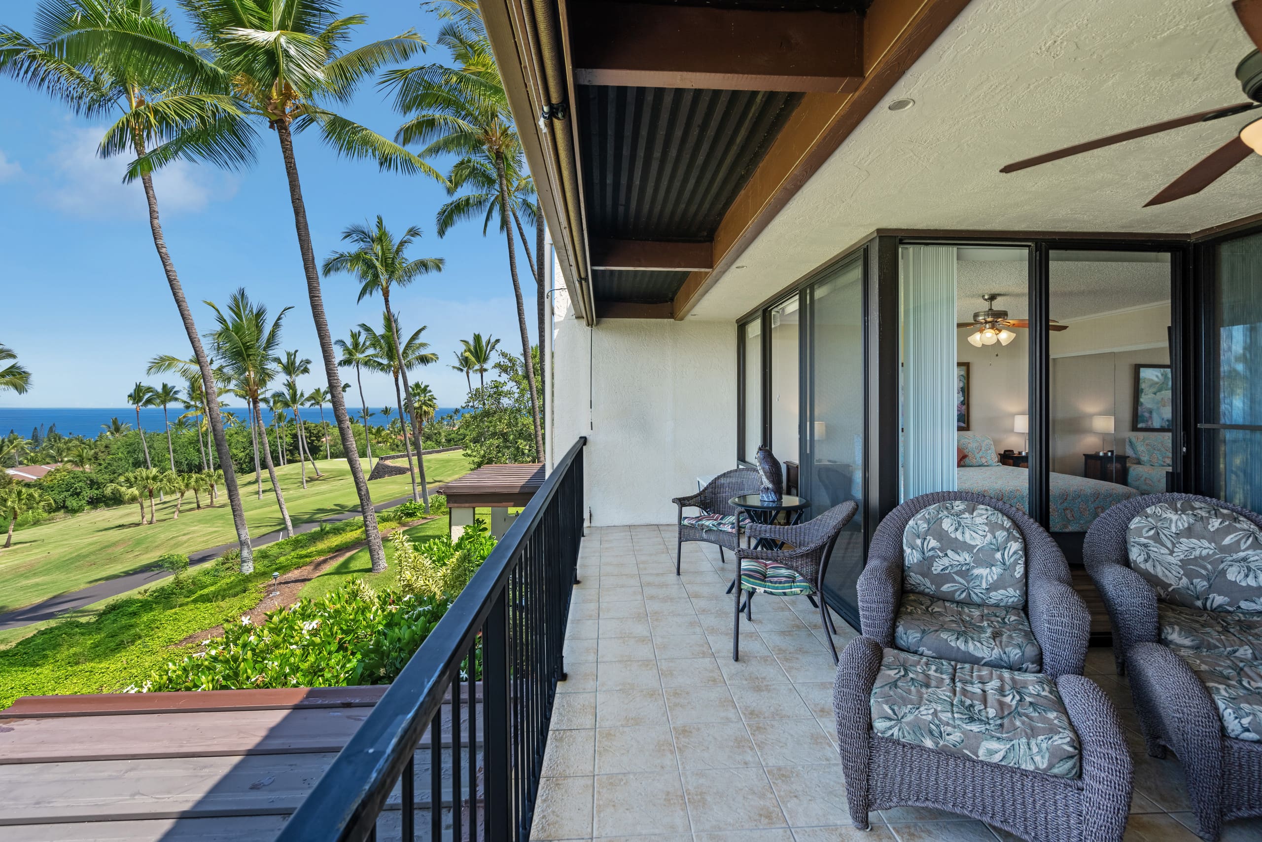 Condo in Kailua-Kona · ★5.0 · 2 bedrooms · 2 beds · 2 private baths - Image 36