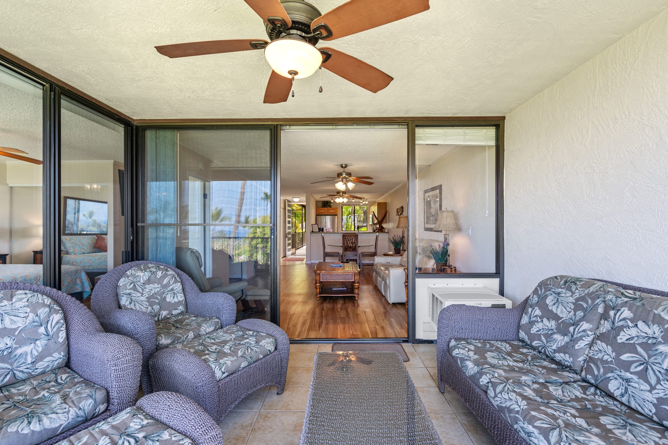 Condo in Kailua-Kona · ★5.0 · 2 bedrooms · 2 beds · 2 private baths - Image 35