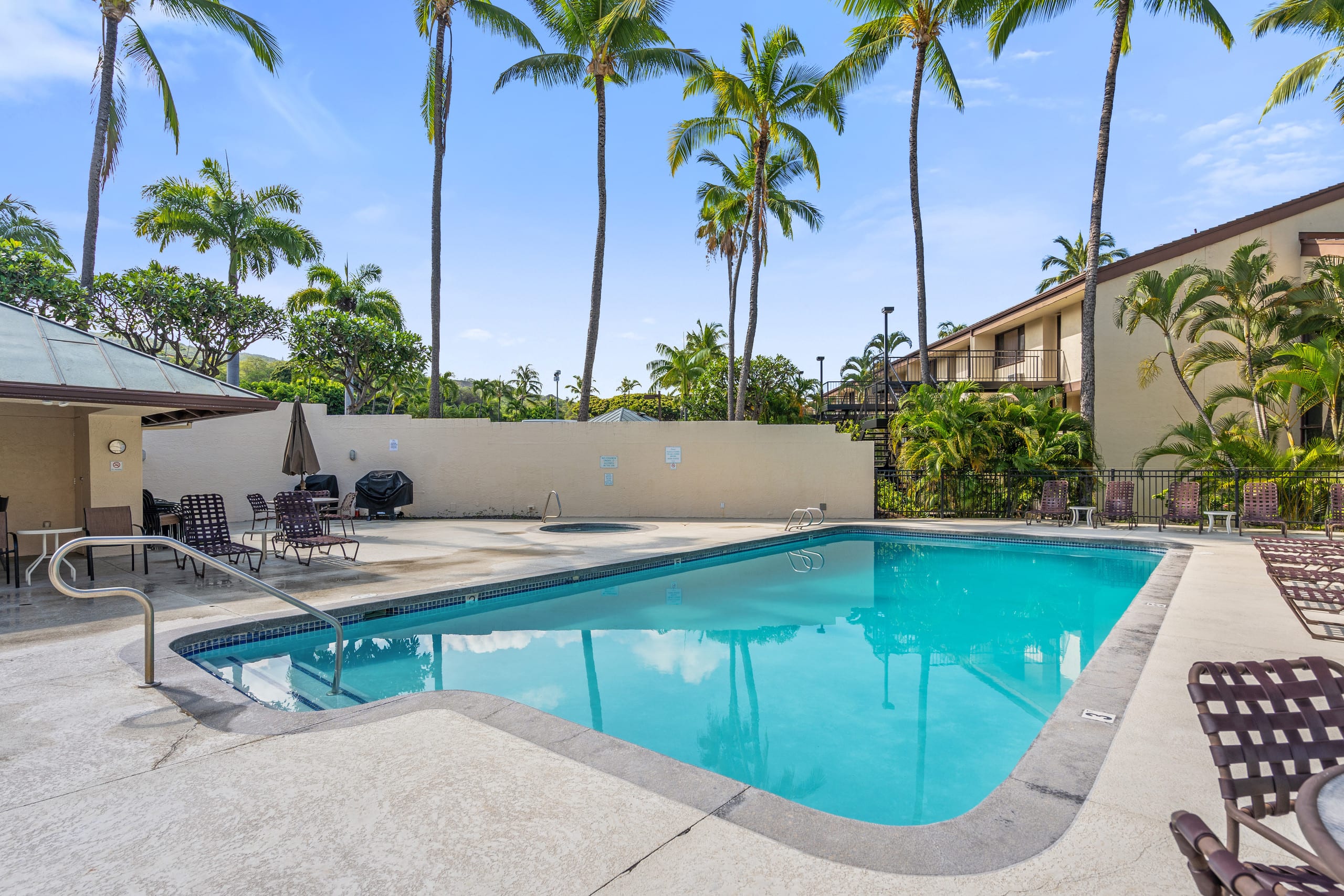 Condo in Kailua-Kona · ★5.0 · 2 bedrooms · 2 beds · 2 private baths - Image 28