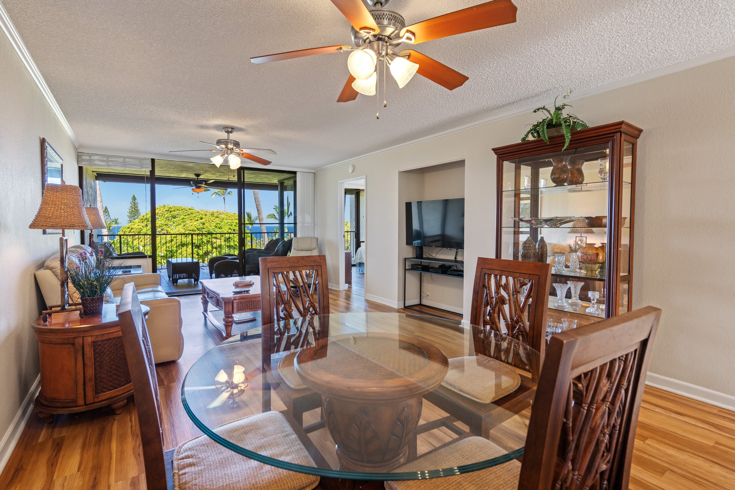 Condo in Kailua-Kona · ★5.0 · 2 bedrooms · 2 beds · 2 private baths - Image 10
