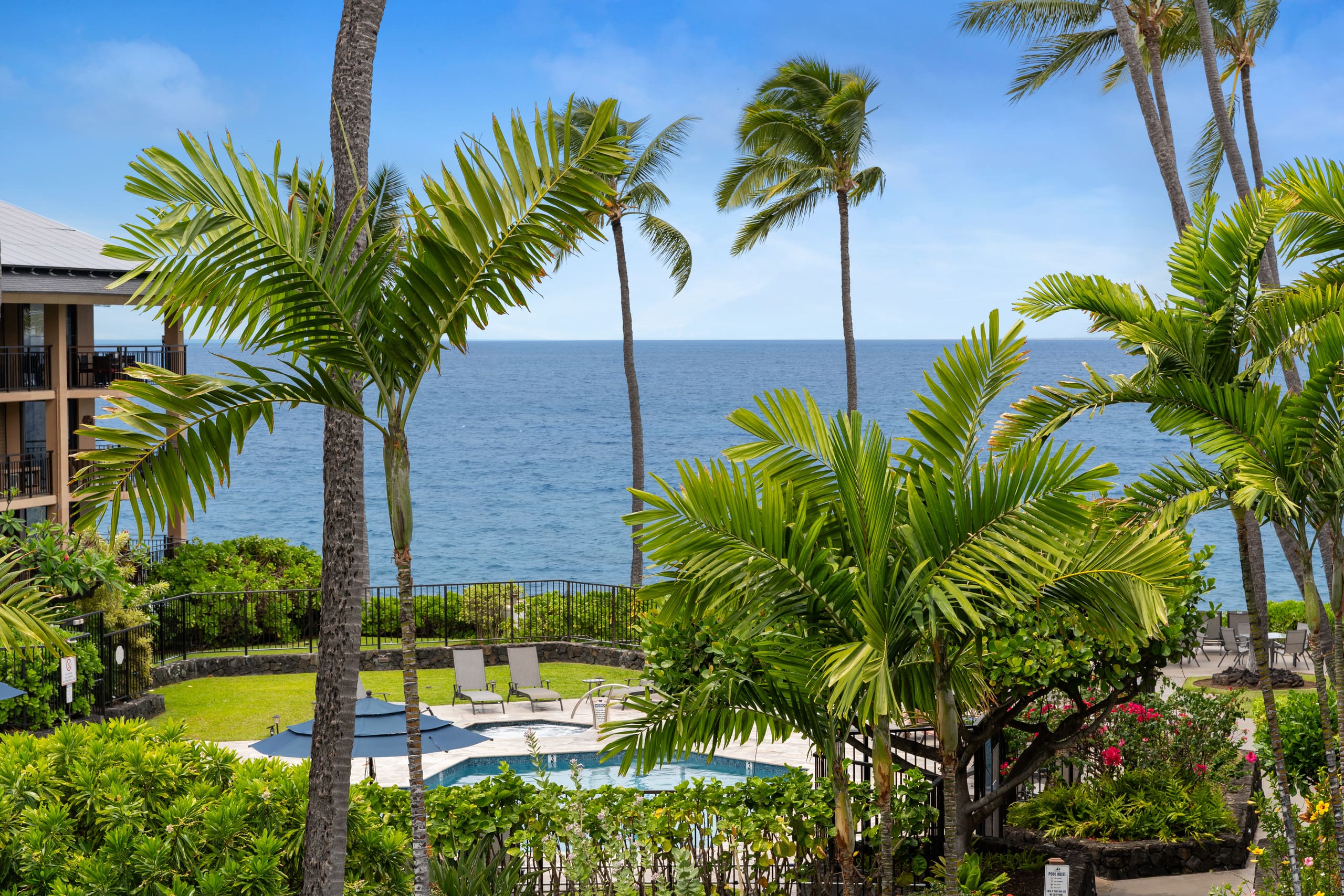 Condo in Kailua-Kona · ★5.0 · 2 bedrooms · 3 beds · 2 private baths - Image 37