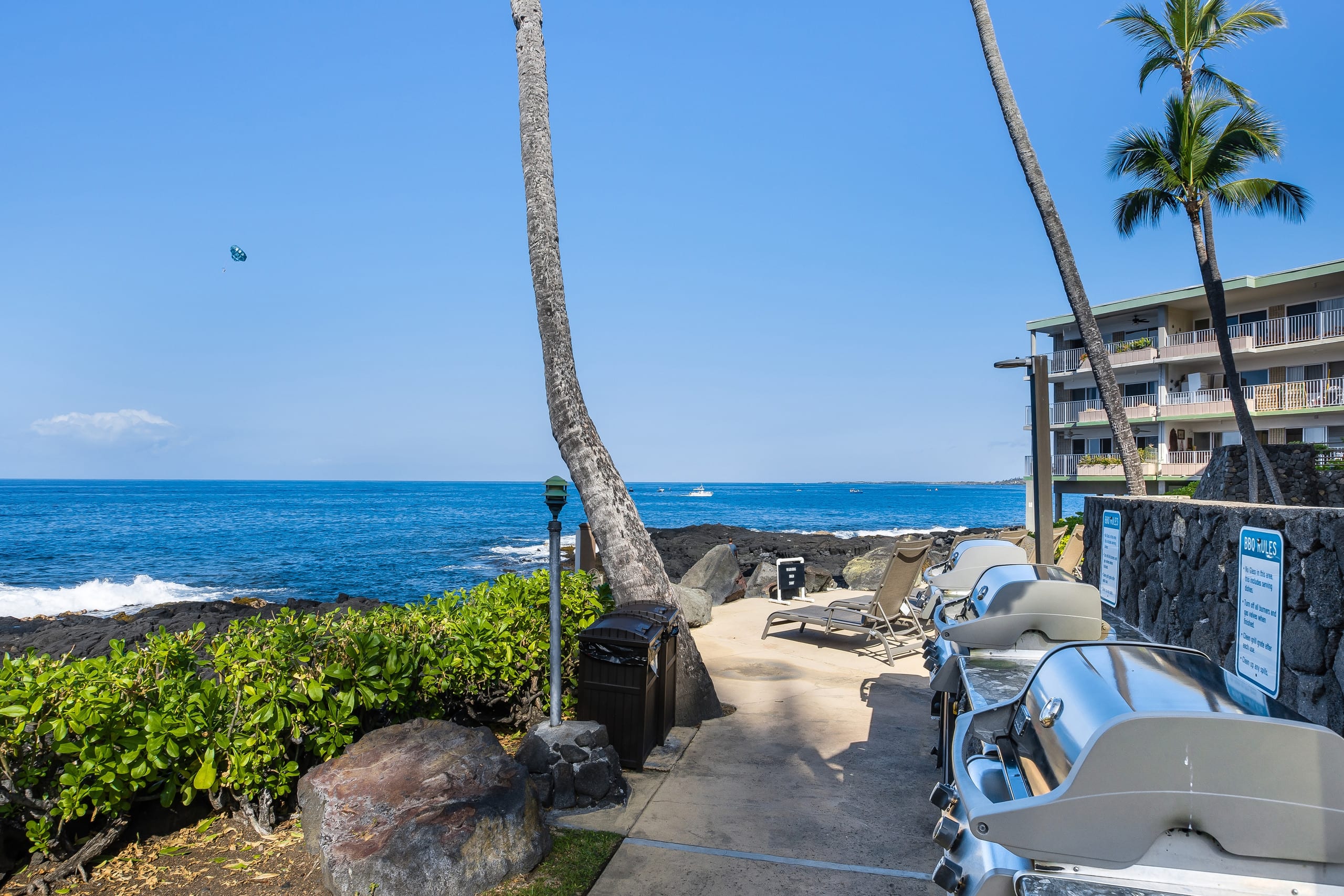 Condo in Kailua-Kona · ★5.0 · 2 bedrooms · 3 beds · 2 private baths - Image 46