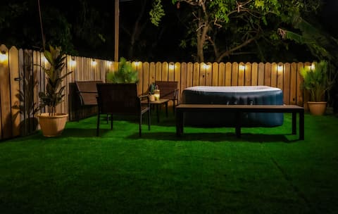 Northcoast HomeAway- Runaway Bay(With Hot Tub)