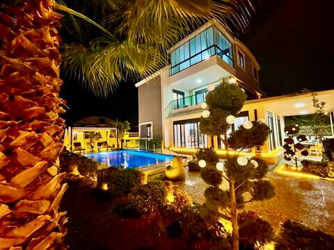 Villa Annabèll1 with private pool,3 floor, jaccuzi