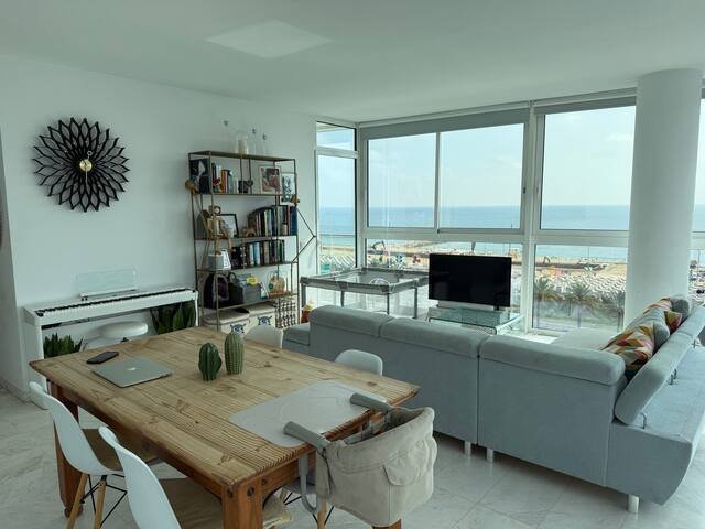 Apartment with sea views in Diagonal Mar gallery image 2