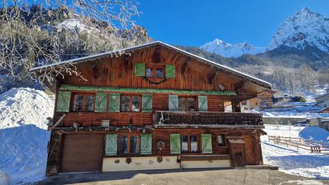 Large 4-star chalet, family-friendly, close to skiing