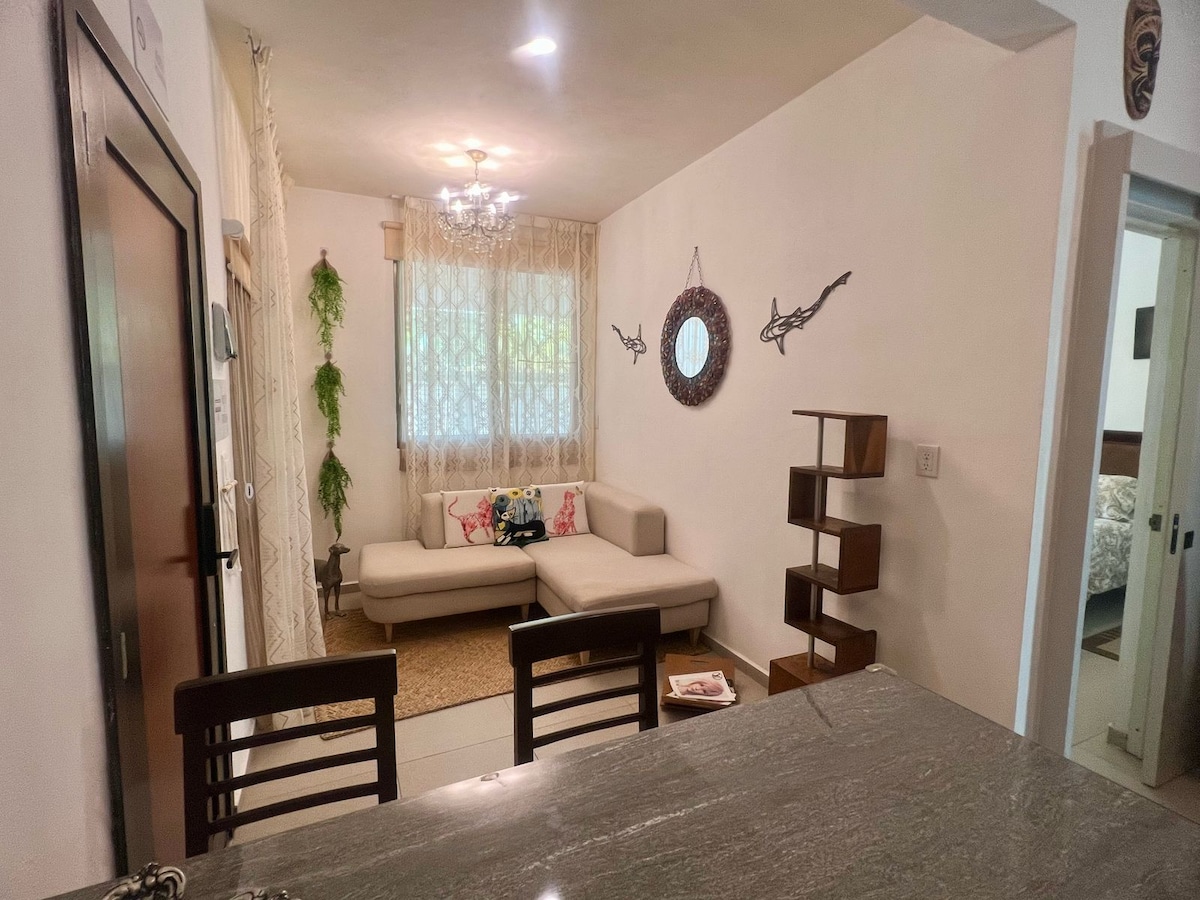 Anuncio de Airbnb popular: Cozy retreat steps from Del Niño Beach en Supermanzana 86