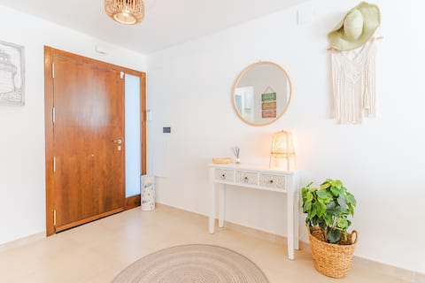 Anuncio de Airbnb popular: Semi-detached house with pool in El Rompido en Cartaya