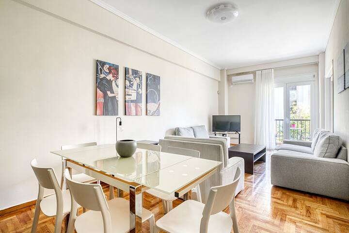 Nemesis – Elegant apartment in Athens gallery image 4