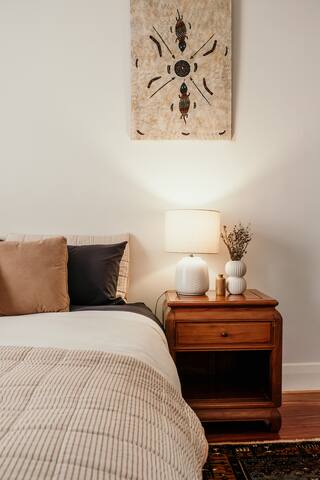 Spacious Home with Piano, Sleeps 8 gallery image 4