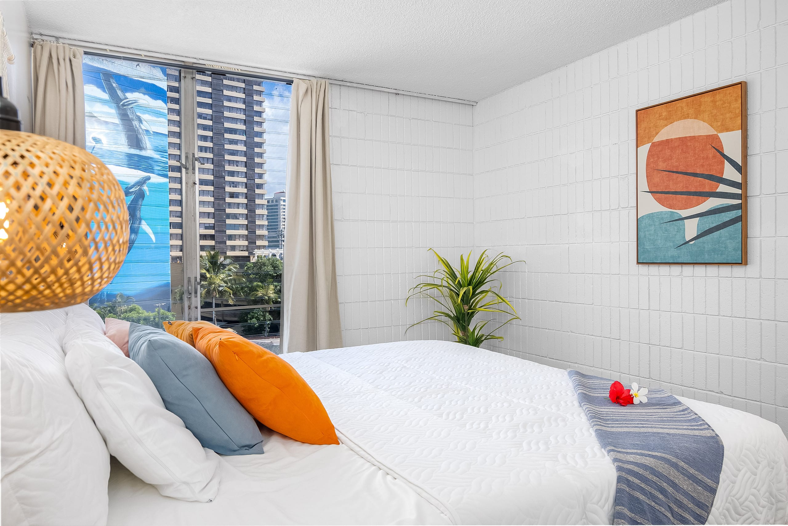 Condo in Honolulu · ★4.65 · 2 bedrooms · 4 beds · 2 shared baths - Image 95