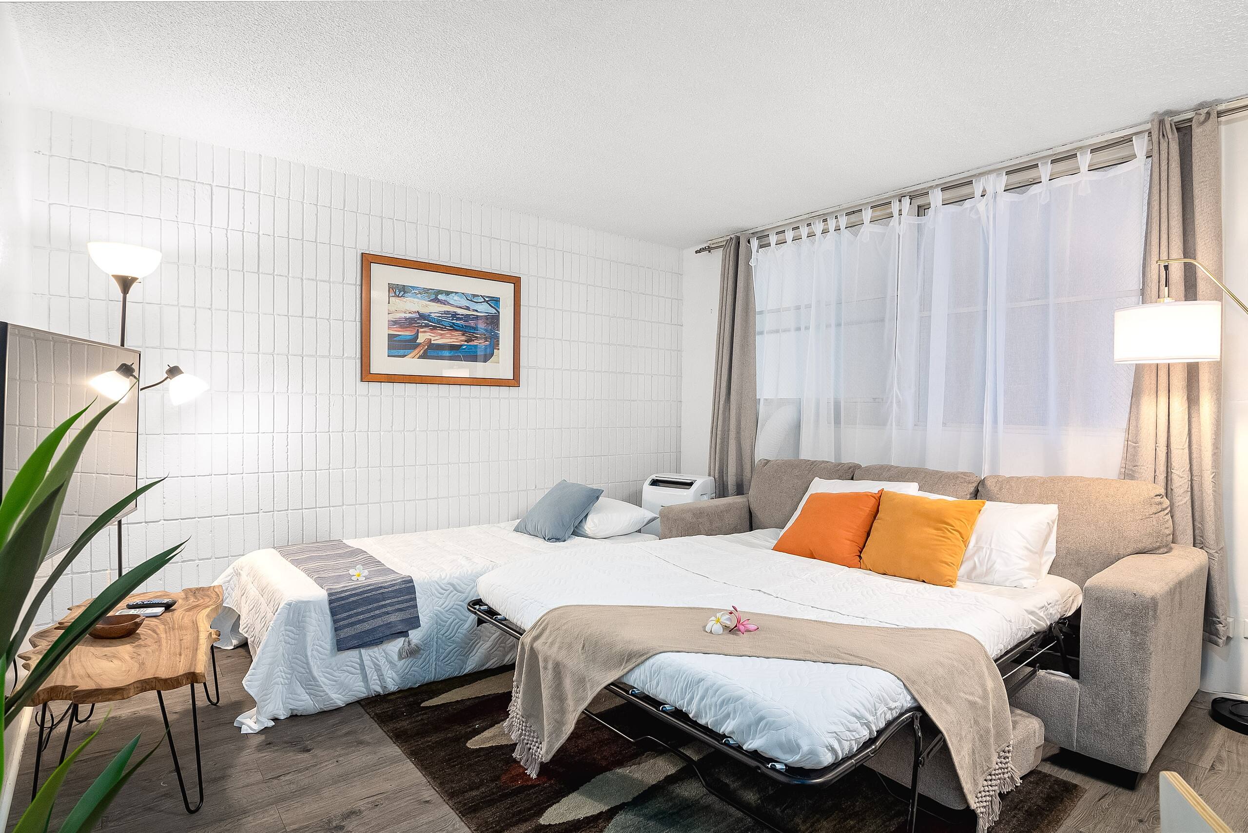 Condo in Honolulu · ★4.65 · 2 bedrooms · 4 beds · 2 shared baths - Image 90
