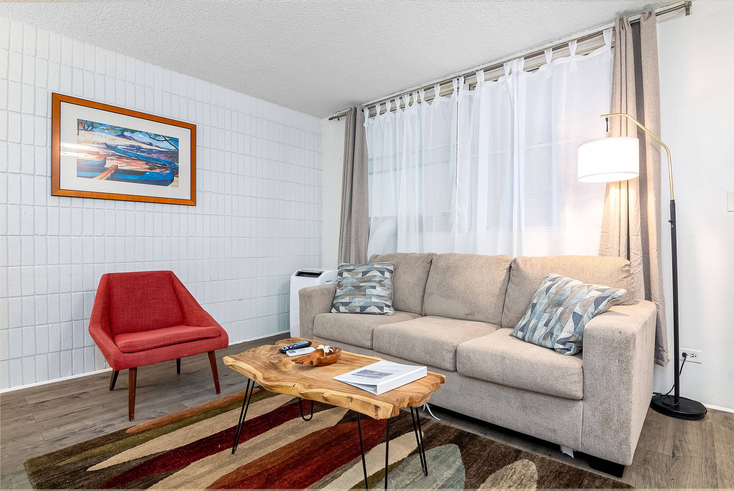Condo in Honolulu · ★4.65 · 2 bedrooms · 4 beds · 2 shared baths - Image 105