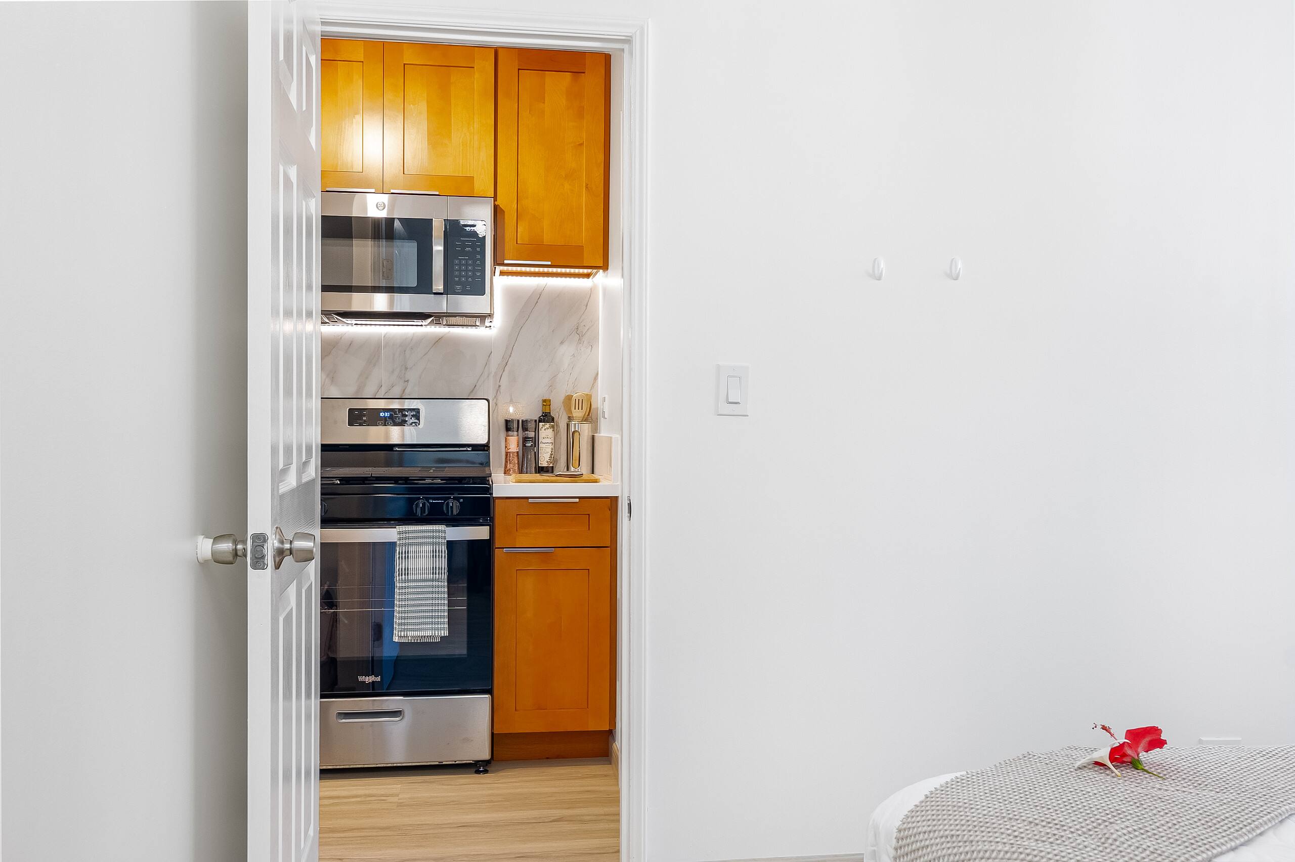 Condo in Honolulu · ★4.65 · 2 bedrooms · 4 beds · 2 shared baths - Image 59