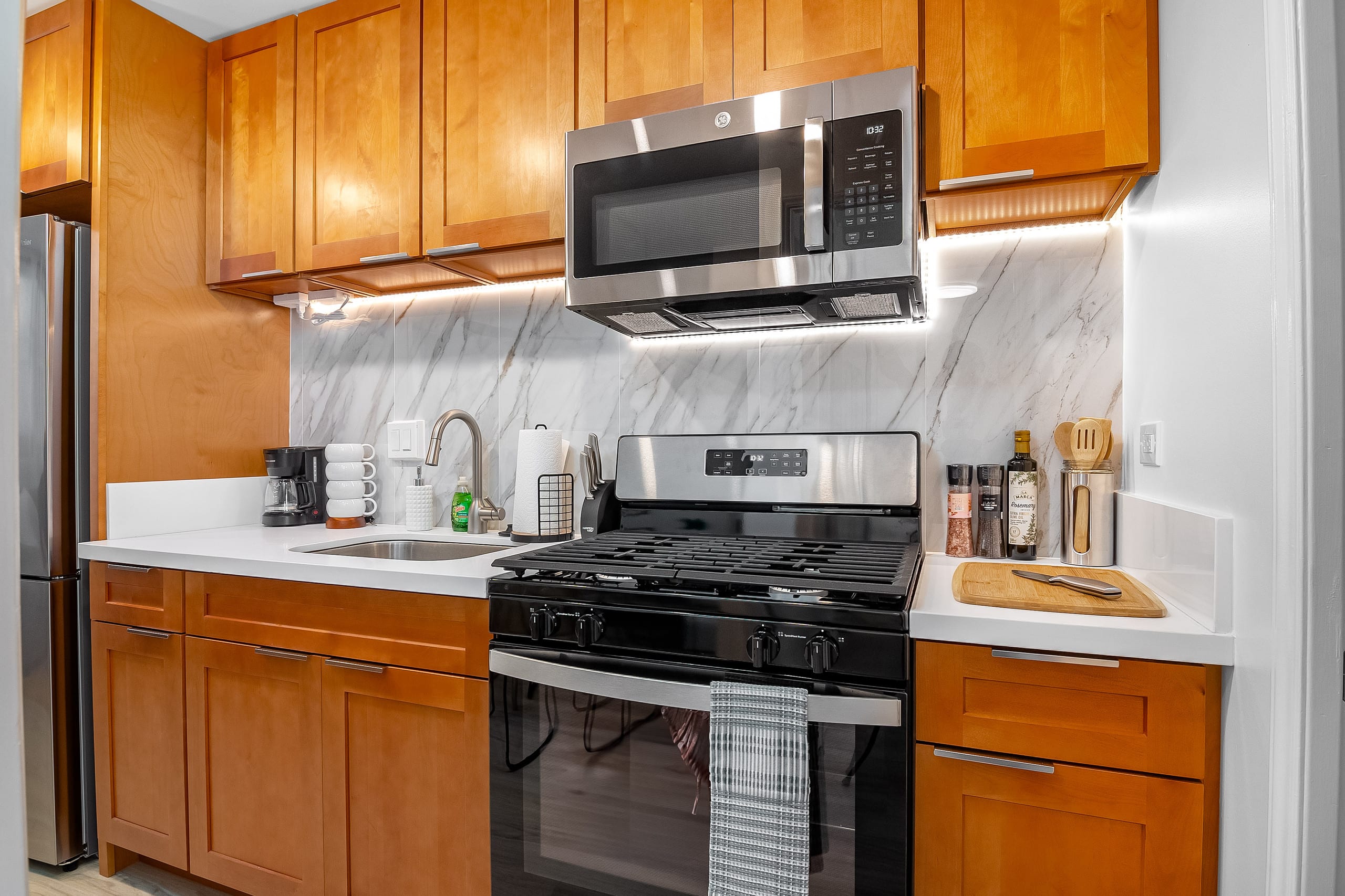 Condo in Honolulu · ★4.65 · 2 bedrooms · 4 beds · 2 shared baths - Image 58