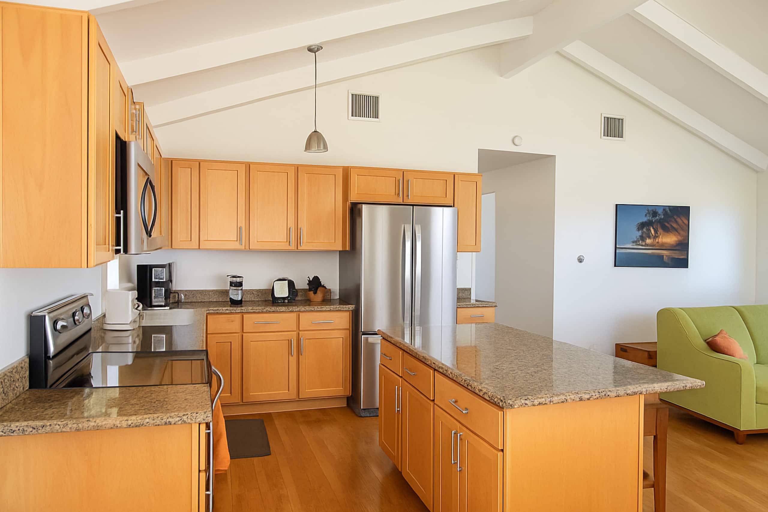 Home in Paia · ★4.78 · 3 bedrooms · 3 beds · 2.5 baths - Photo 14
