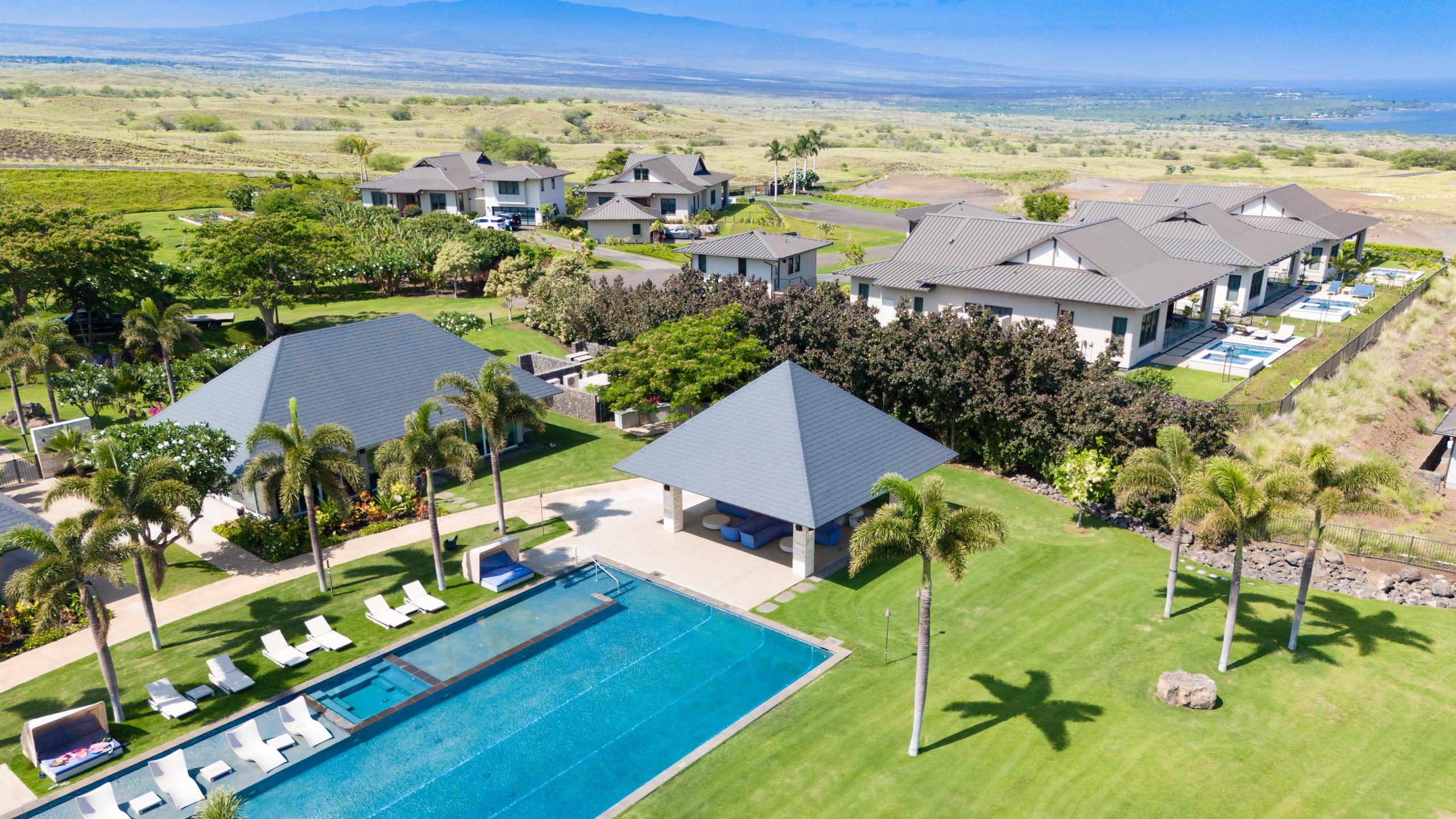 Home in Waimea · ★4.77 · 4 bedrooms · 9 beds · 4.5 baths - Image 102