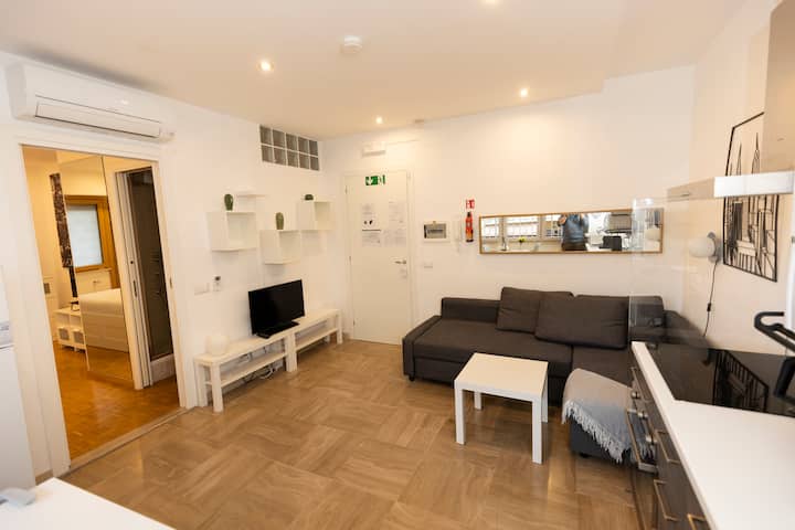 Room65 Guest House - Two - Roma