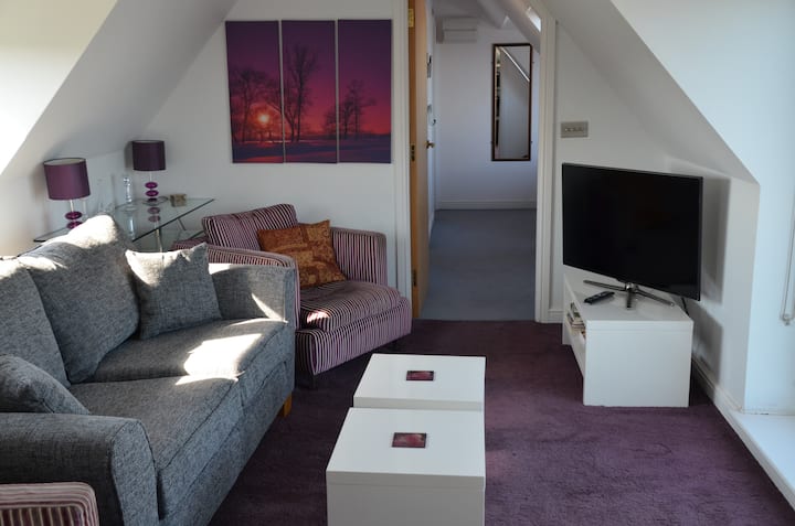 Beautiful Seaview Penthouse. Sleep 4 In Comfy Beds - Robin Hood's Bay