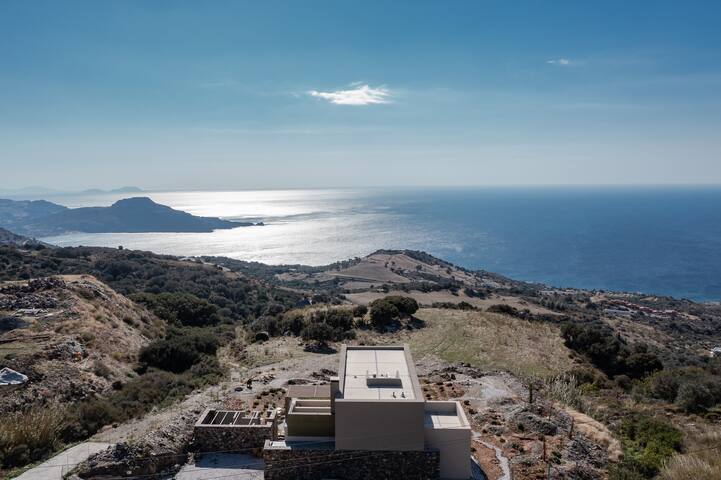 Kaleidoskopio villa,views, pool,South Crete gallery image 3
