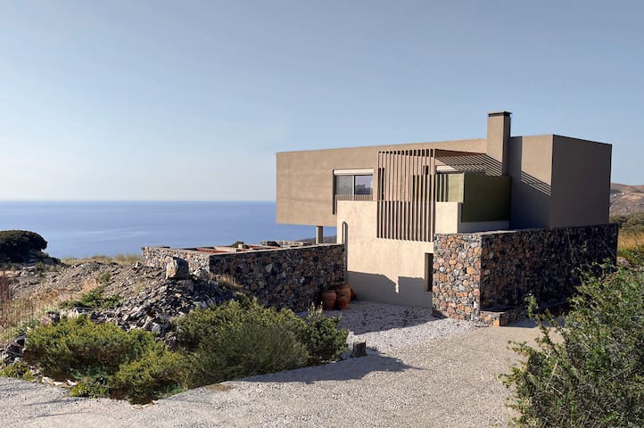 Kaleidoskopio villa,views, pool,South Crete
